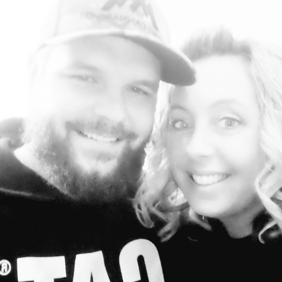 Meet your Posher, Jessica - Picture 1 of 1